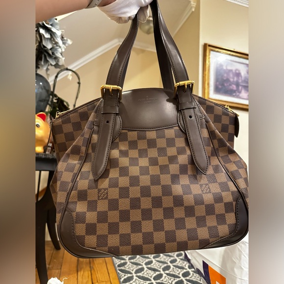 LouisVuitton shoulder bag - Picture 1 of 8
